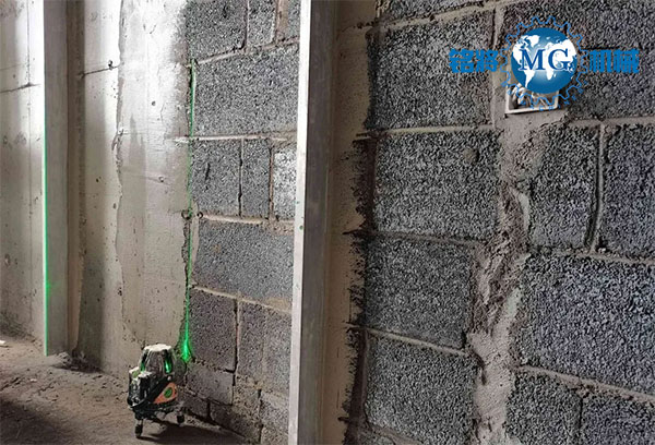 輕質(zhì)抹灰石膏沖筋打點是怎么做的？