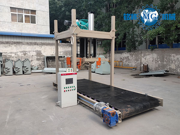 噸袋包裝機(jī)使用注意事項(xiàng) 噸袋包裝機(jī)使用注意事項(xiàng)