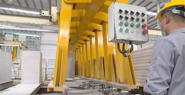 投資5.2 億，涪陵磷石膏規(guī)?；C合利用、輕質(zhì)墻體材料生產(chǎn)項目啟動!